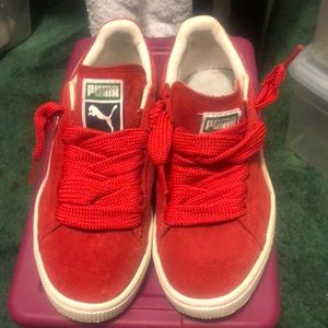 Red Puma Suedes - 5.5